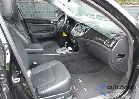 2012 Hyundai Genesis 3.8 z USA, uszkodzony, nr VIN KMHGC4DD9CU179898